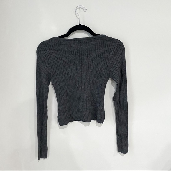 Cropped V-Neck Ribbed Sweater - Picture 2 of 2